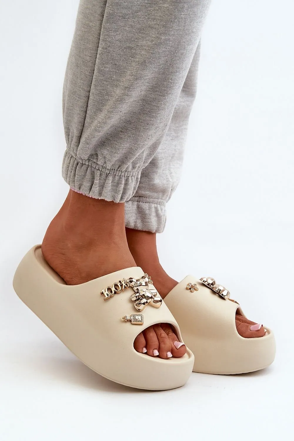 Flip-flops model 198600 Step in style