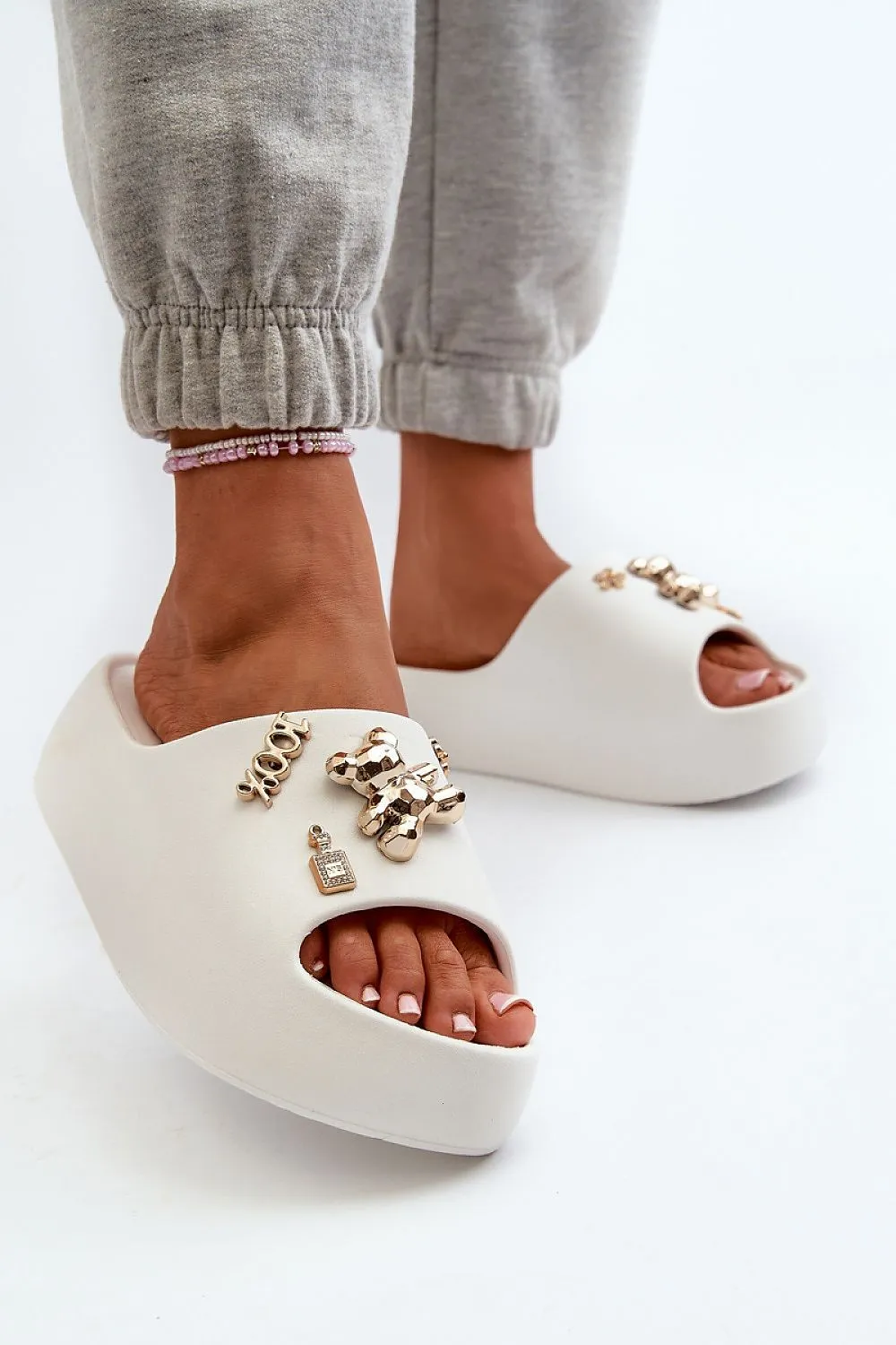 Flip-flops model 198600 Step in style