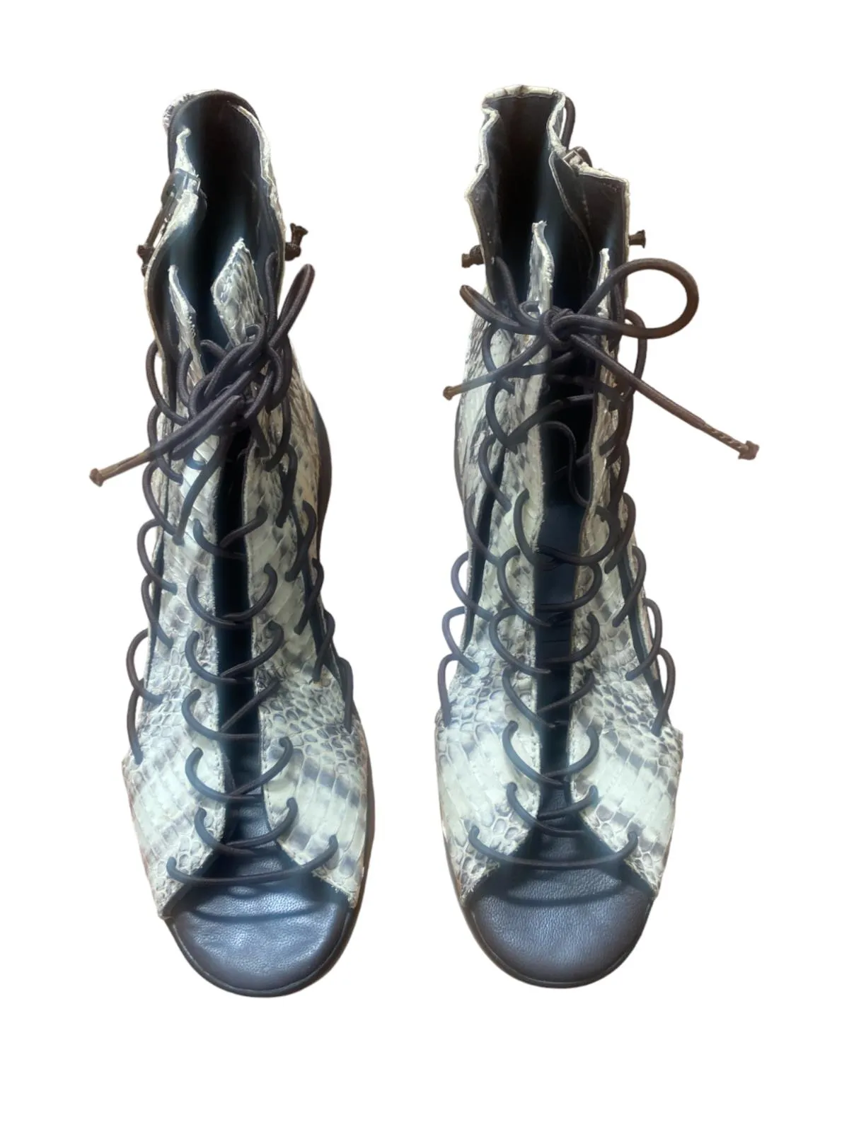 Willow Elastic Lace Up Sandals | Sz 41, Snake Print, Grey/Black/White, Cushioned
