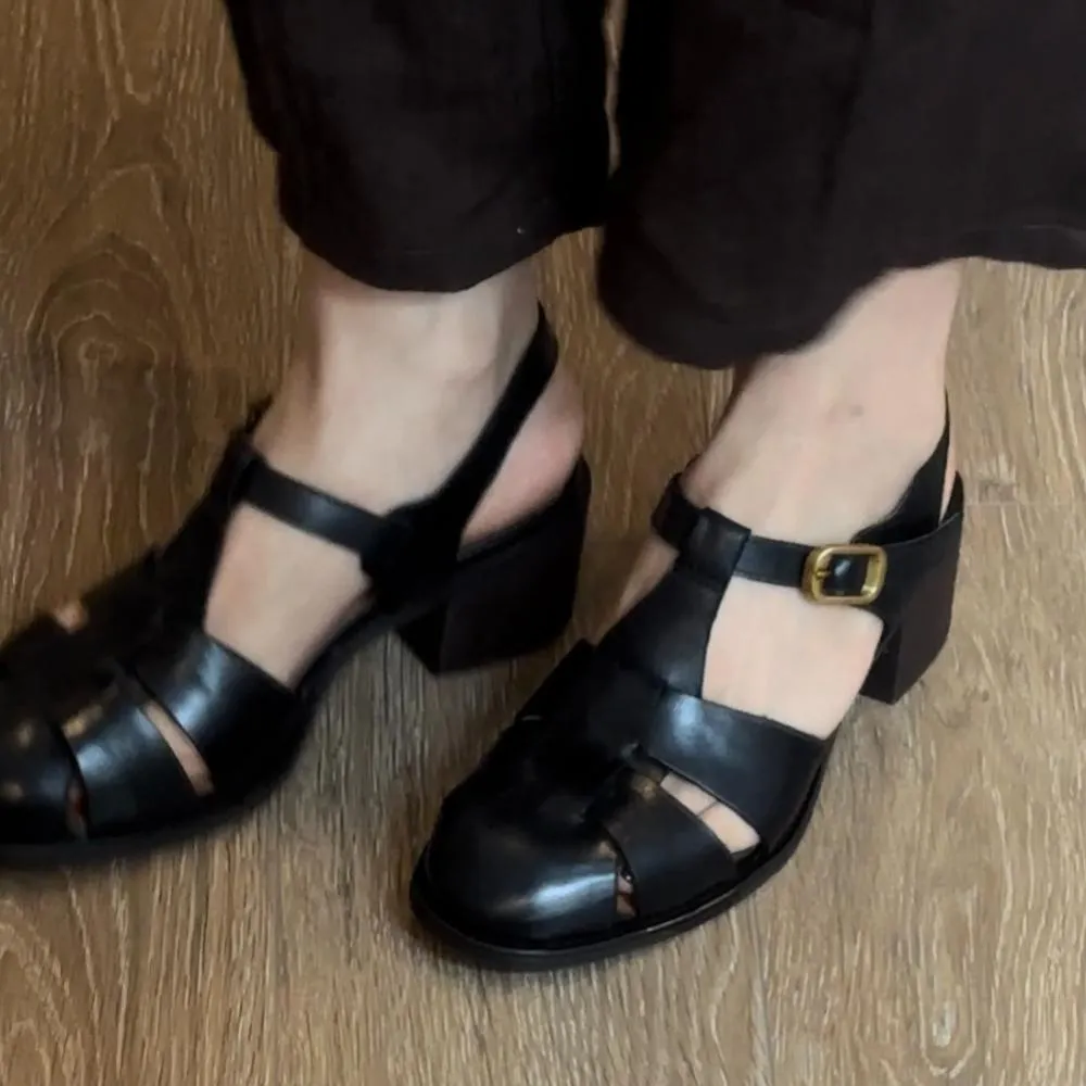 Women's Fashionable Soft Leather Sandals